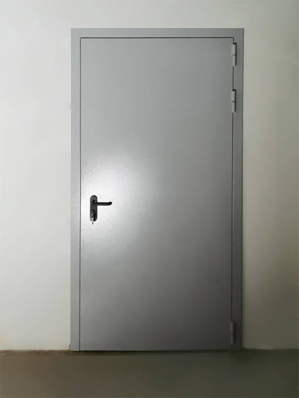 Глухая одностворчатая дверь (г. Фрязино) Глухая одностворчатая дверь (г. Фрязино)