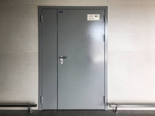 Огнеупорная дверь