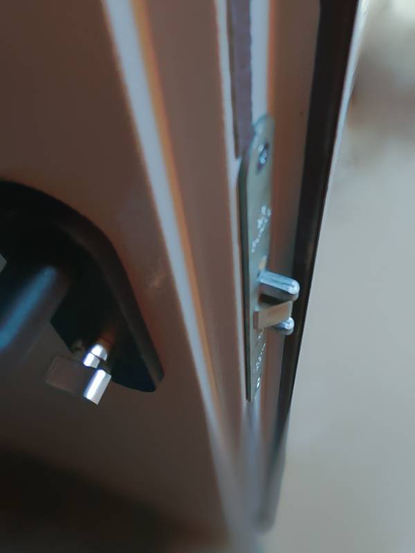 Замок (Ситилинк, Волгоградский проспект) Замок (Ситилинк, Волгоградский проспект)